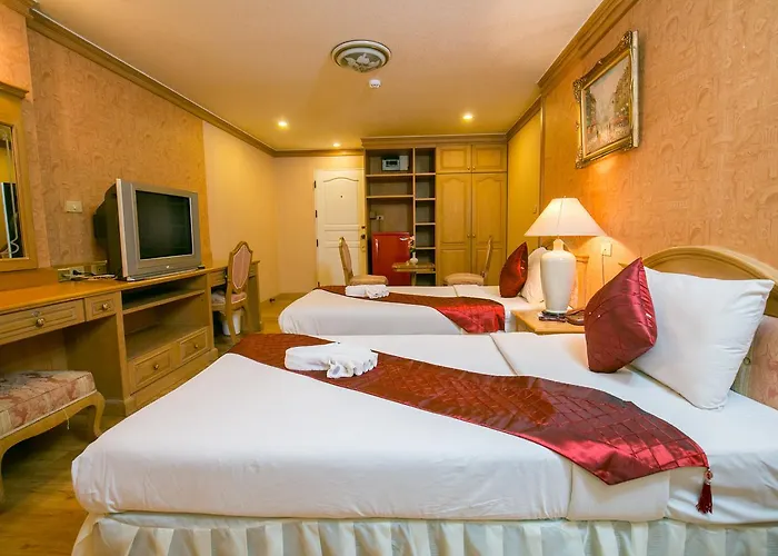 Le Paradis Hotel 3*