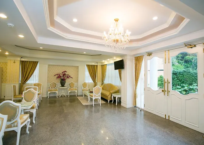 Le Paradis Hotel Bangkok